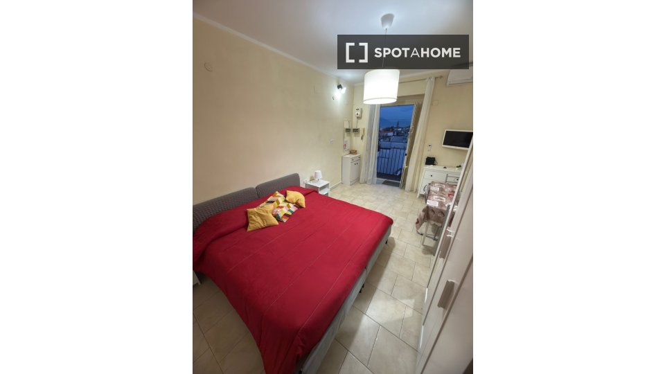 Apartment mono Naples — photo 10