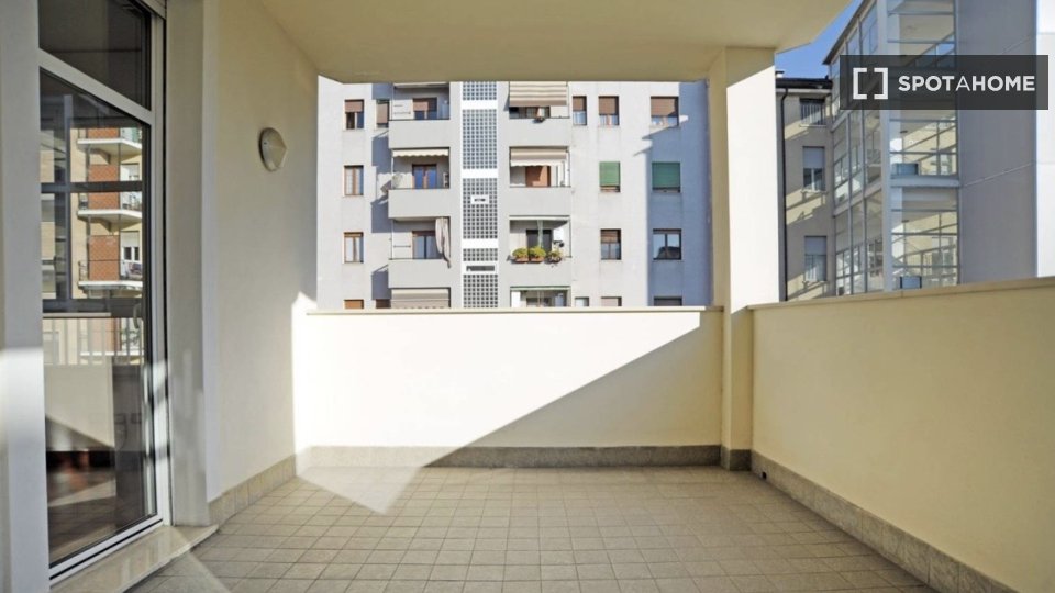 Double room Milan, 4 beds, 107m² — photo 14