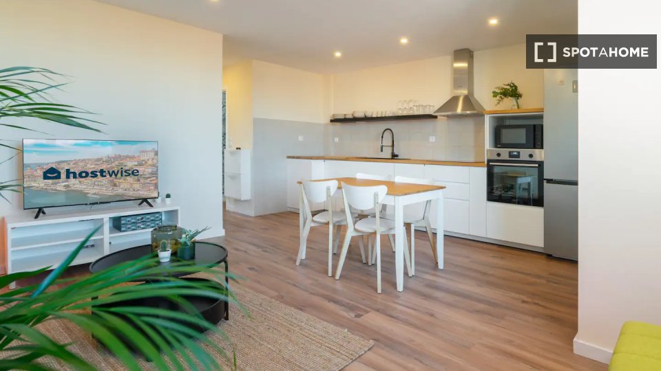 Apartment Porto, 3 beds — photo 13