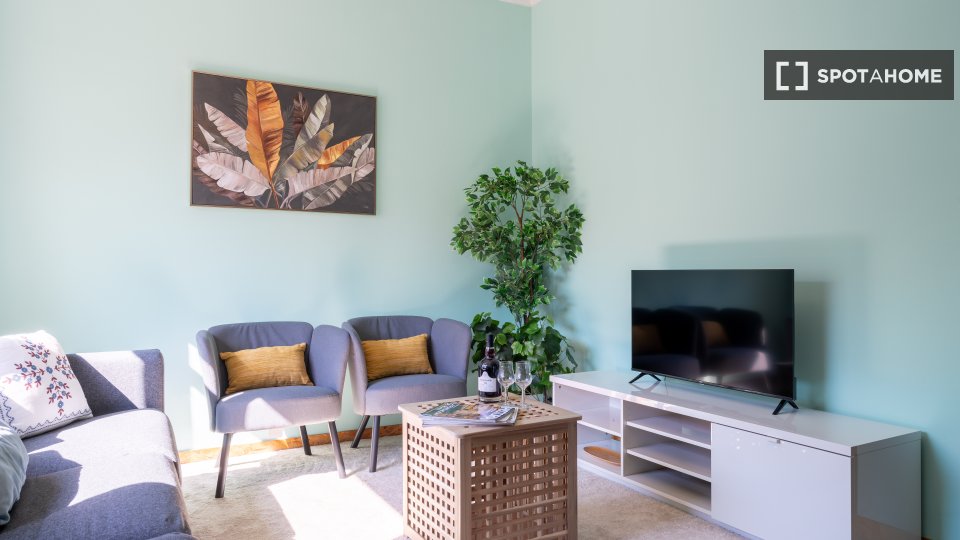 Apartment Porto, 3 beds, 35m² — photo 4