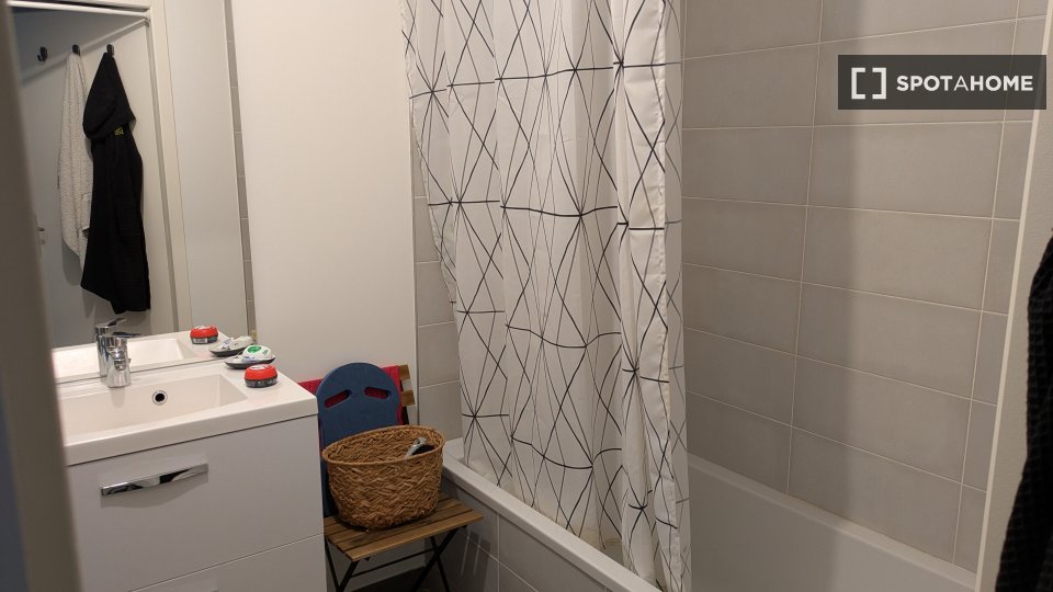 Apartment Lyon, 1 bed, 75m² — photo 3