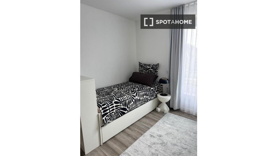 Apartment mono Dusseldorf — photo 12