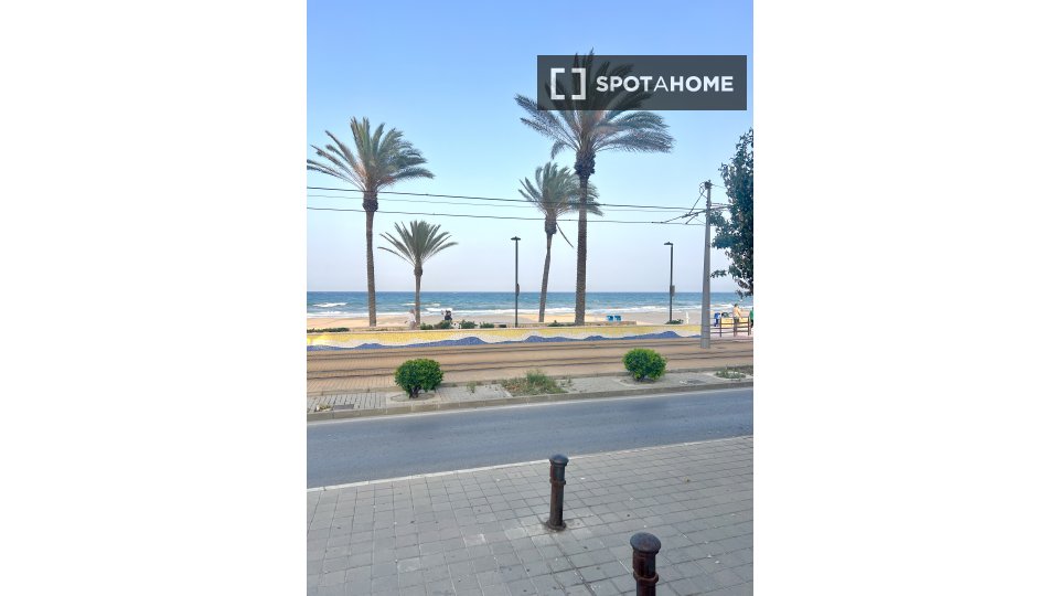 Apartment Alicante, 2 beds, 70m² — photo 11