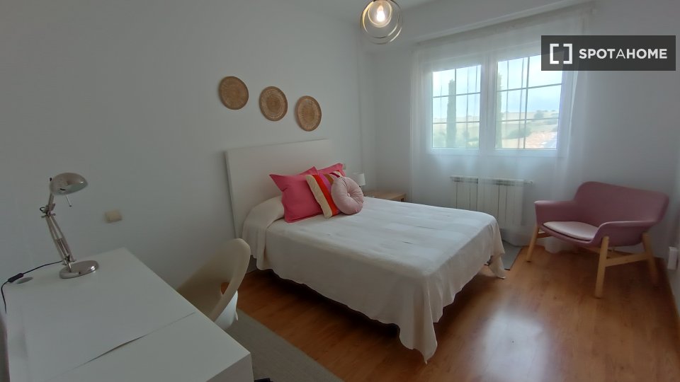 Double room Madrid, 5 beds — photo 5