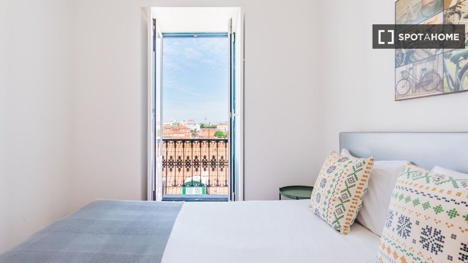 Apartment Lisbon, 2 beds — photo 13