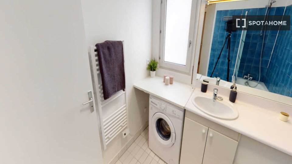 Double room Paris, 4 beds, 80m² — photo 7