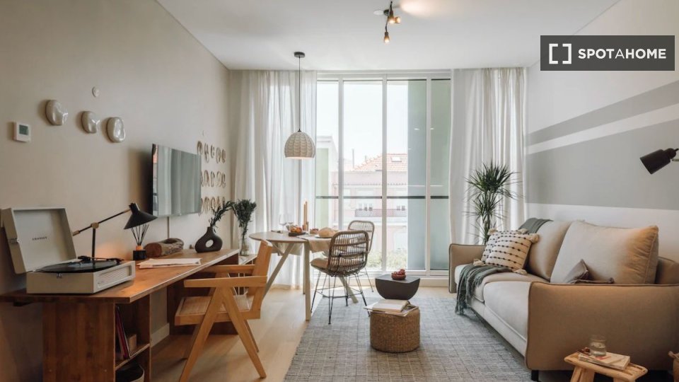 Apartment Lisbon, 2 beds — photo 12