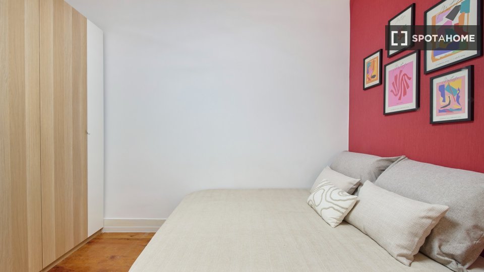 Double room Lisbon, 6 beds — photo 27