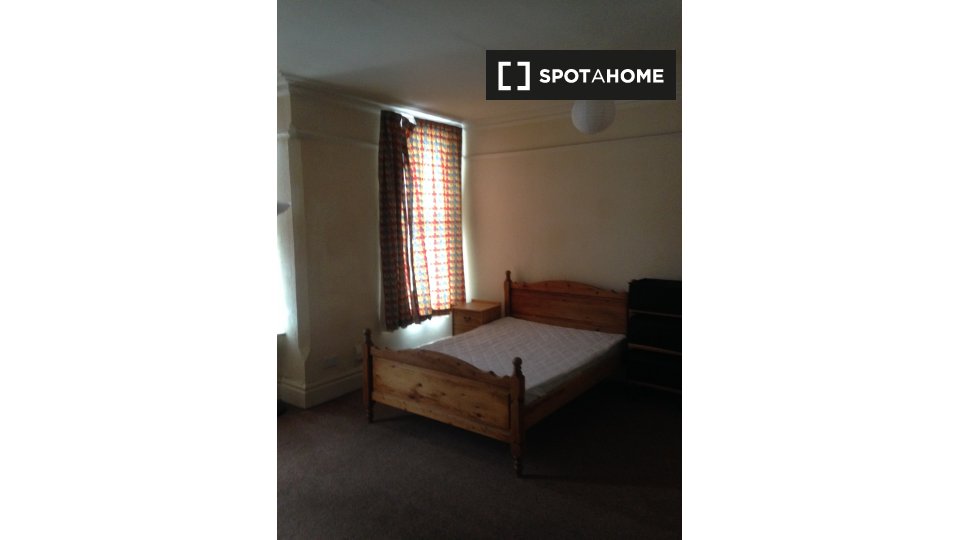 Double room Nottingham, 6 beds — photo 4