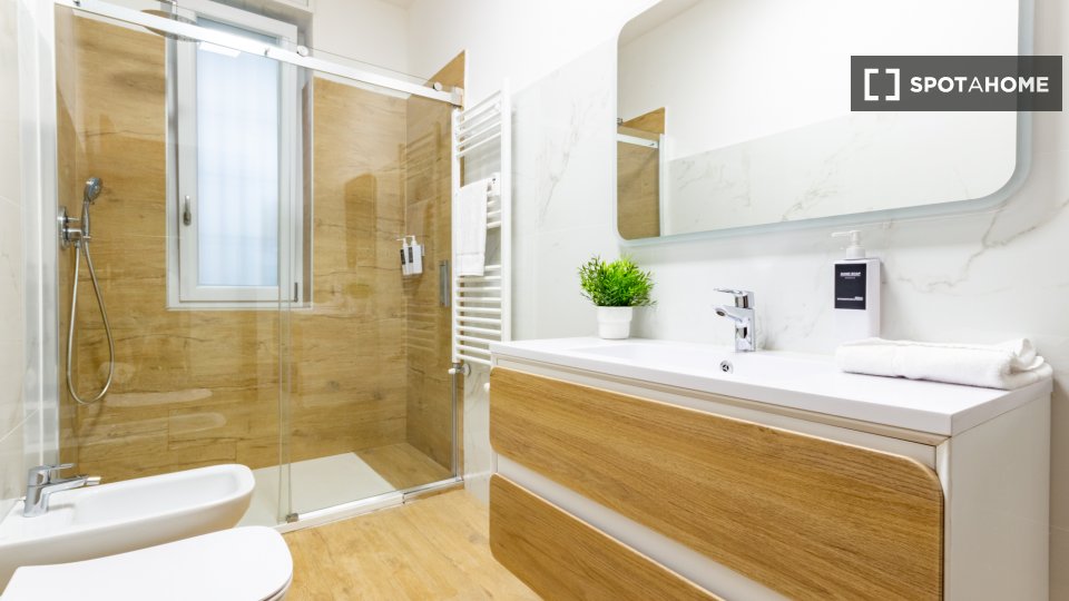 Apartment Milan, 4 beds, 120m² — photo 33