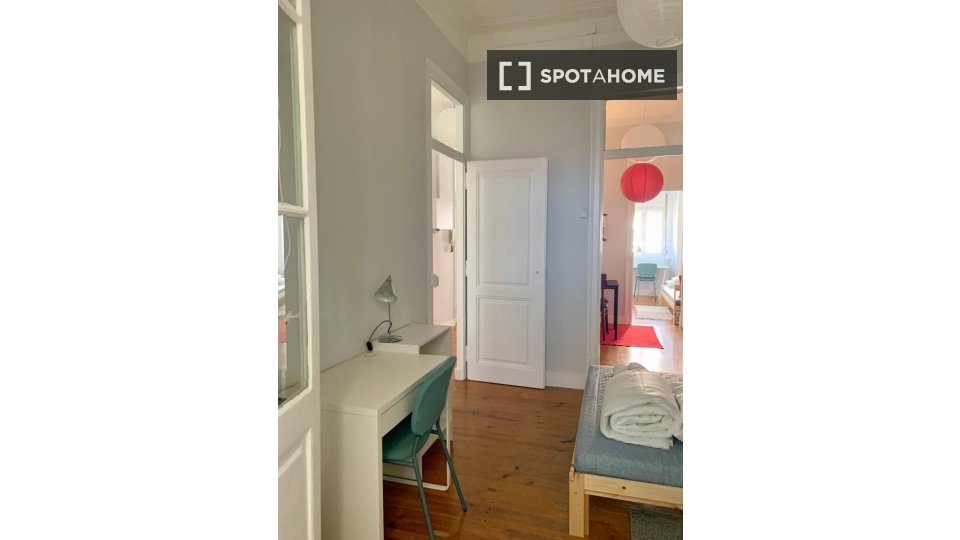 Apartment Lisbon, 2 beds — photo 10