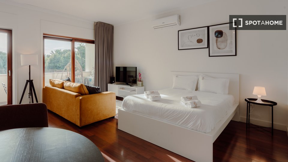 Apartment mono Porto, 40m² — photo 2