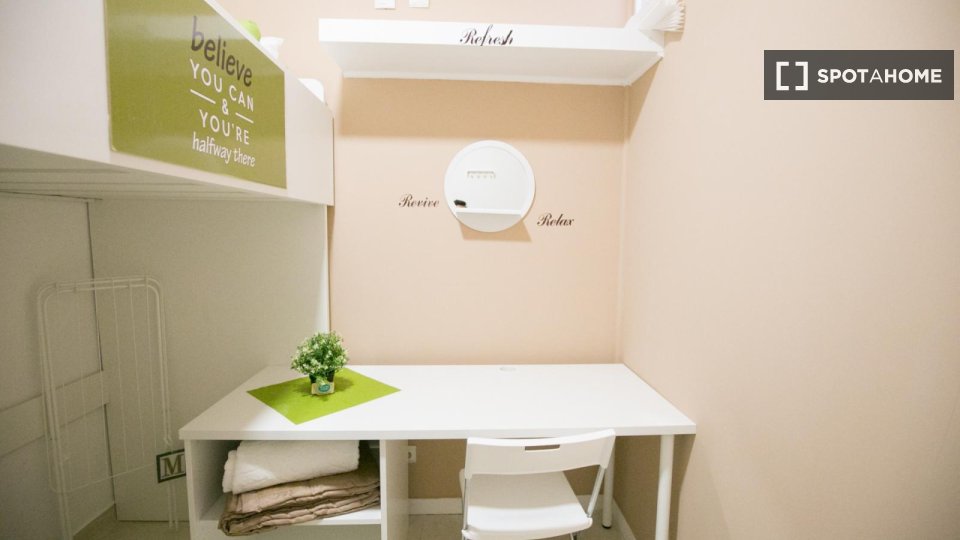Double room Lisbon, 20 beds — photo 20