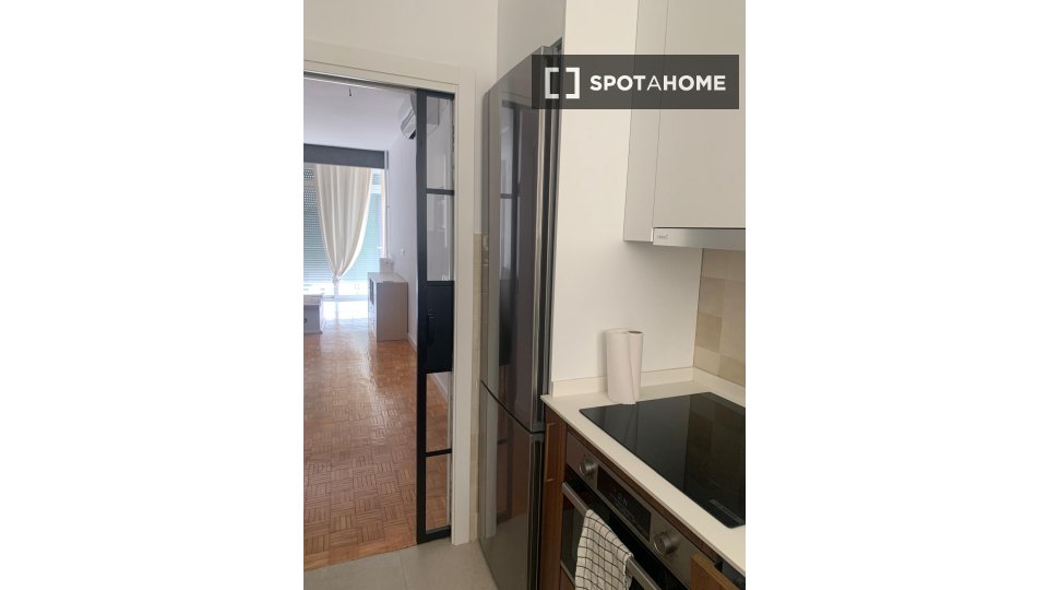 Apartment Madrid, 2 beds, 65m² — photo 10