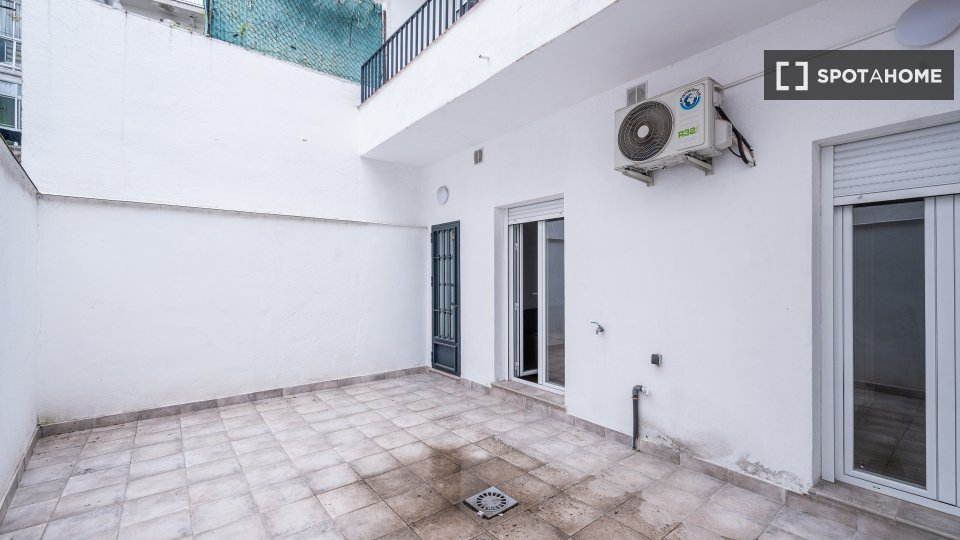 Apartment Madrid, 1 bed — photo 10