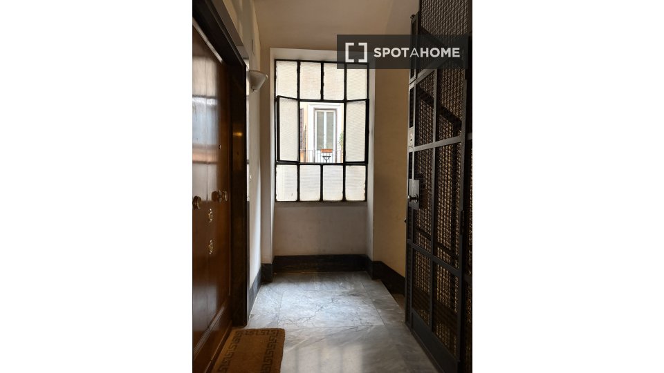 Apartment Rome, 1 bed, 43m² — photo 24