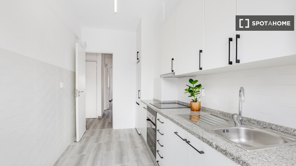 Apartment Lisbon, 2 beds — photo 7