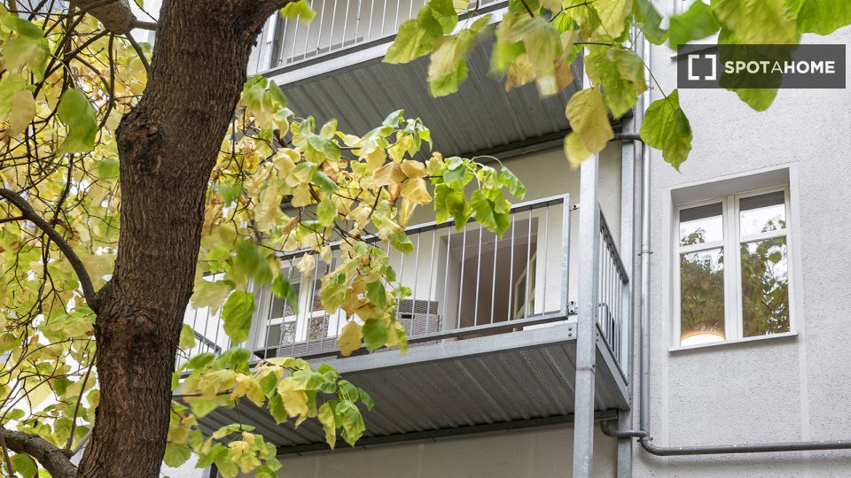 Apartment Berlin, 1 bed, 39m² — photo 1