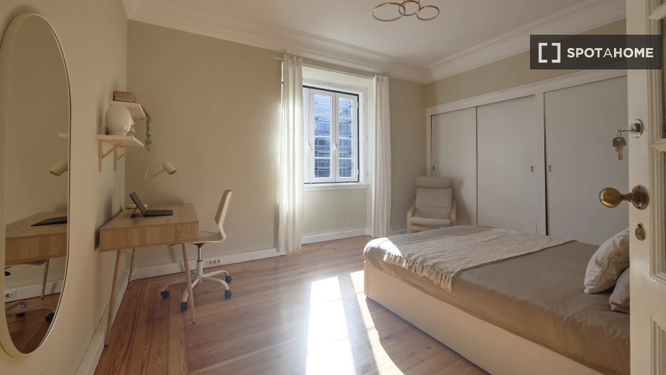 Double room Lisbon, 10 beds — photo 1