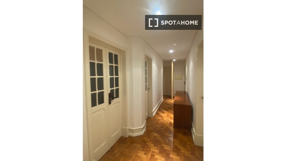 Apartment mono Lisbon — photo 10