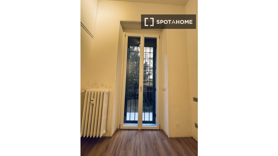 Apartment Milan, 1 bed, 47m² — photo 28