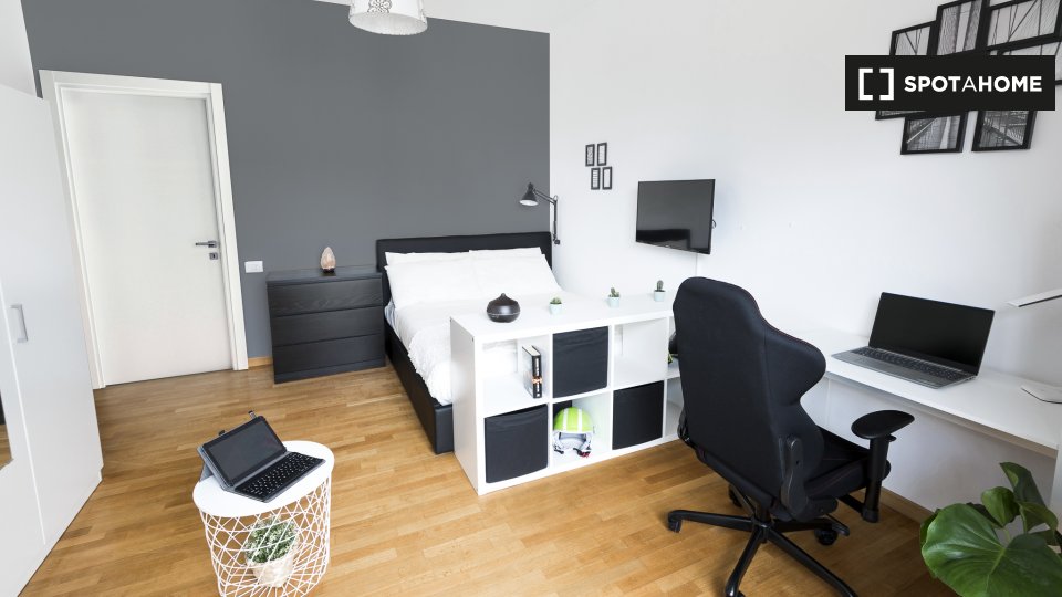 Double room Milan, 4 beds, 115m² — photo 5