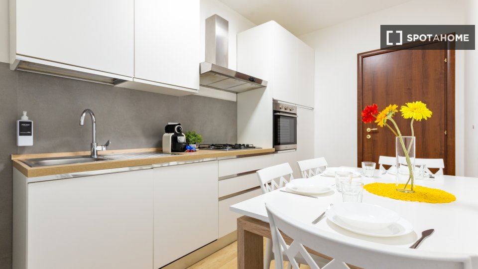 Apartment Milan, 4 beds, 120m² — photo 31