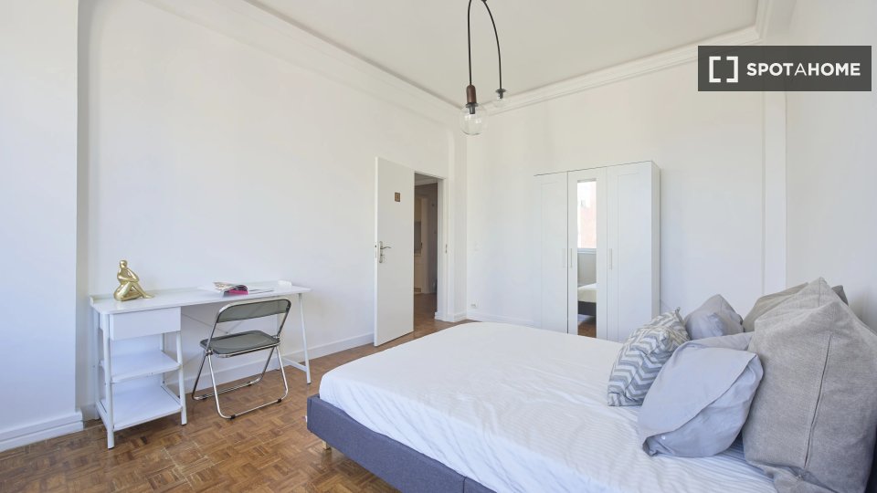 Double room Lisbon, 7 beds — photo 12