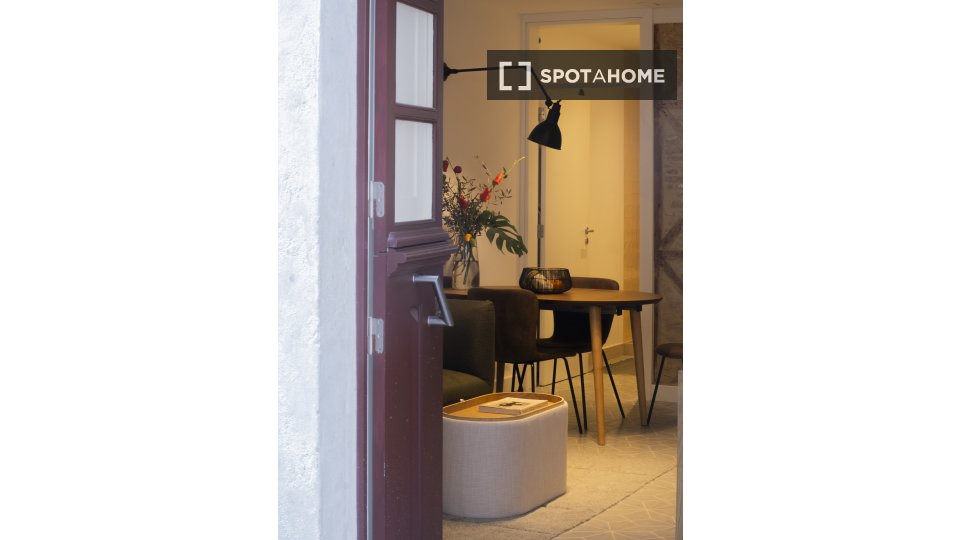 Apartment Lisbon, 1 bed, 42m² — photo 53