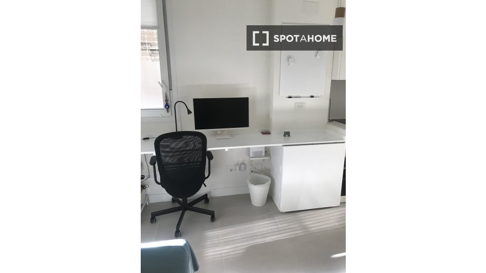 Apartment mono Madrid, 20m² — photo 1