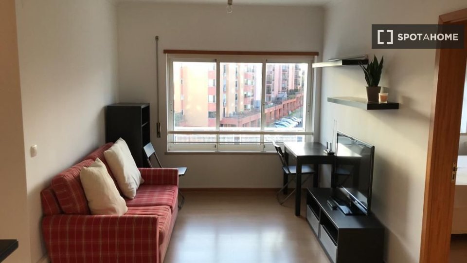 Apartment Lisbon, 1 bed, 60m² — photo 10