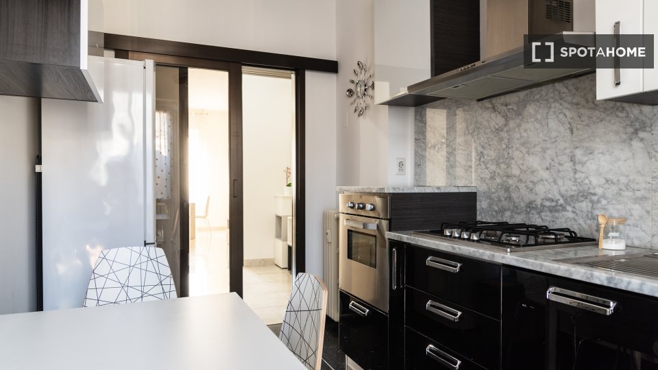 Apartment Milan, 1 bed — photo 14
