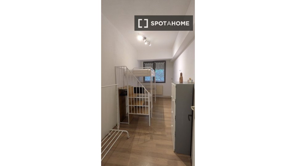 Apartment Brussels, 1 bed, 19m² — photo 13