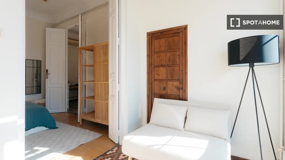 Double room Valencia, 8 beds — photo 2