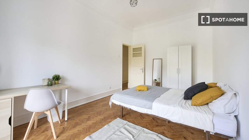 Double room Lisbon, 7 beds — photo 5