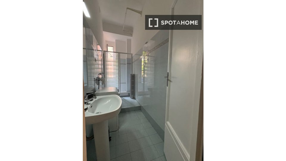 Apartment Milan, 1 bed, 70m² — photo 15