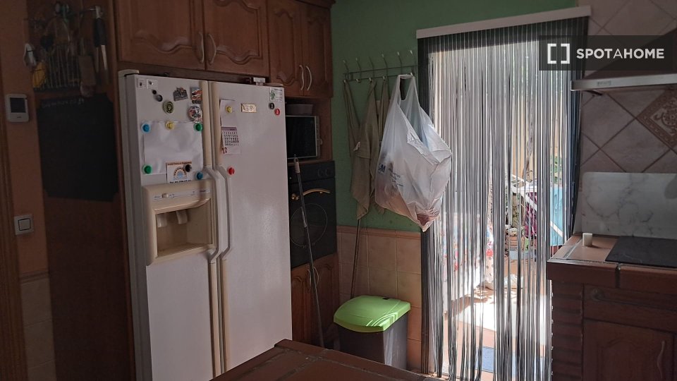 Double room Madrid, 4 beds, 140m² — photo 14