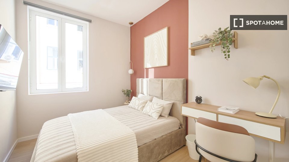Double room Lisbon, 10 beds — photo 1