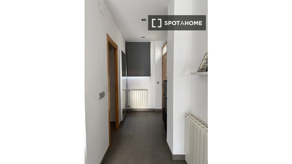 Apartment Valencia, 1 bed, 56m² — photo 15