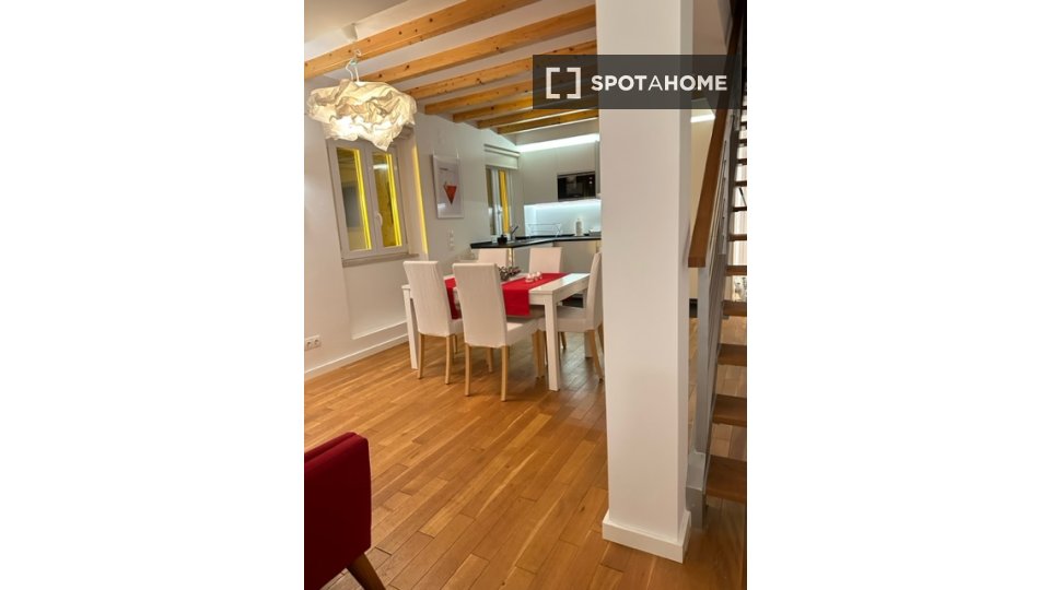 Apartment Lisbon, 2 beds — photo 11