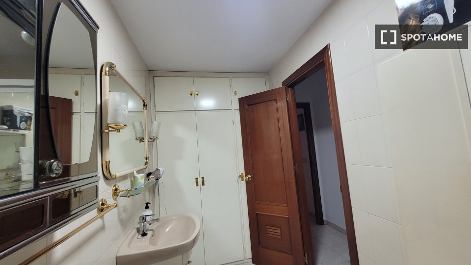 Apartment Malaga, 2 beds, 91m² — photo 3