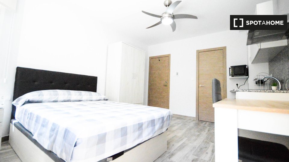 Double room Valencia, 4 beds — photo 8