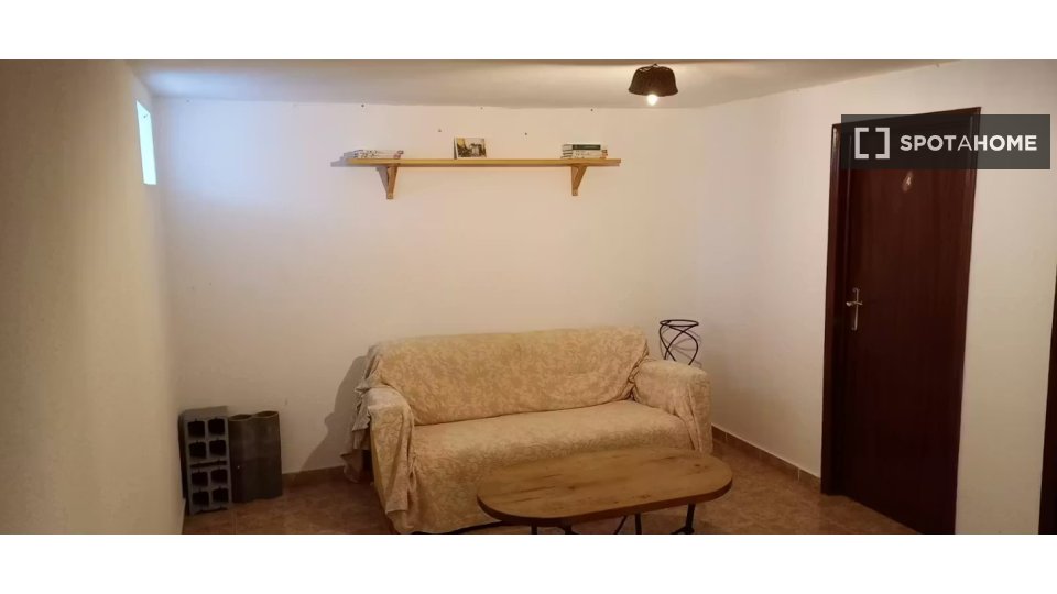 Double room Lisbon, 6 beds — photo 7