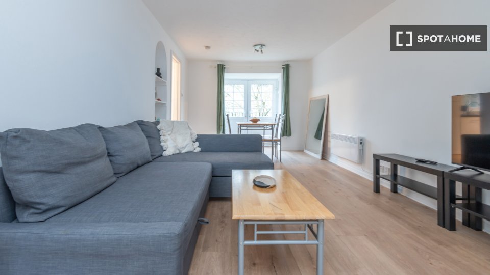 Apartment London, 2 beds — photo 13