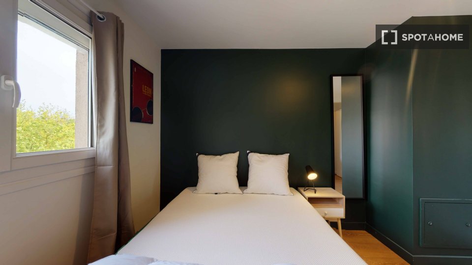 Double room Paris, 18 beds — photo 15