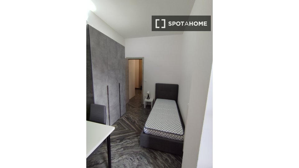 Double room Bologna, 8 beds, 150m² — photo 1