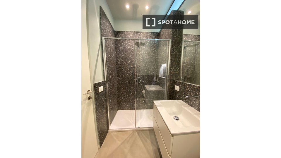 Apartment Milan, 2 beds — photo 16
