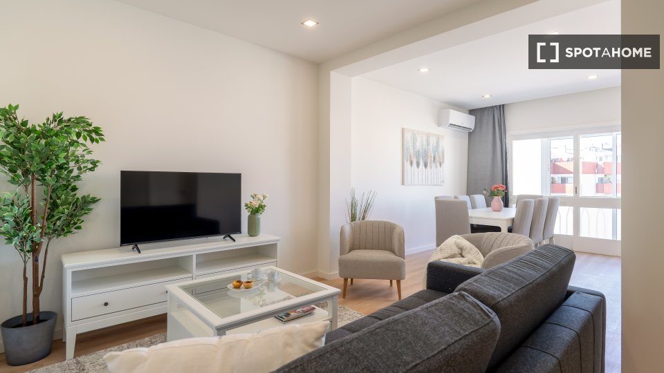 Apartment Porto, 3 beds — photo 19