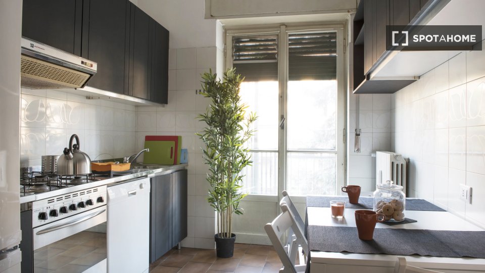 Double room Milan, 5 beds, 126m² — photo 13