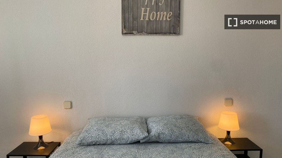 Habitación doble Madrid, 3 habitaciones — foto 18